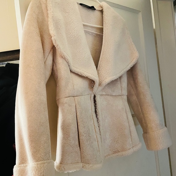 White House Black Market Jackets & Blazers - White House Black Market Beige/ Cream Coat